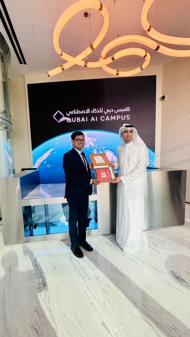 Dr. E. Vishnu Vardhan Reddy, Consul General of India  @cgidubai , met H.E. Mohammad Al Balooshi, CEO, DIFC Innovation Hub  @DIFC