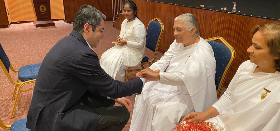Sisters from Raja Yoga Center, Dubai tied Rakhi to CG Dr. Aman Puri on the occasion of Raksha Bandhan. Aug 11, 2022